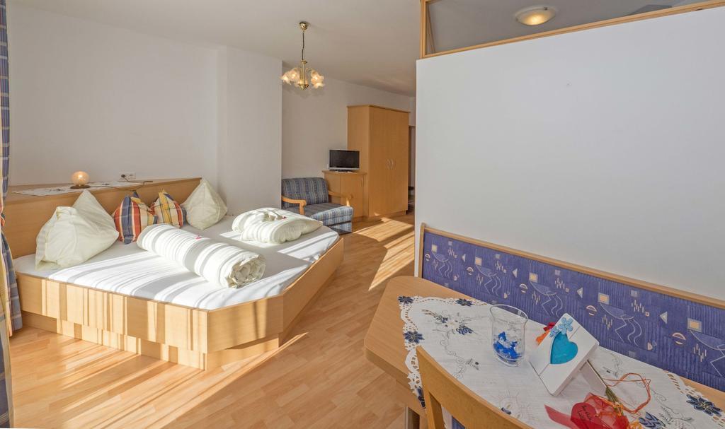 Haus Schluder - Familie Stanitzer Hotel Weissensee Quarto foto